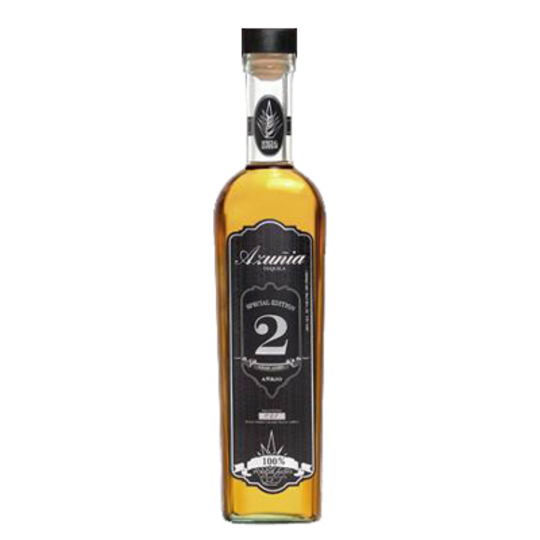Azunia Tequila Reposado bottle
