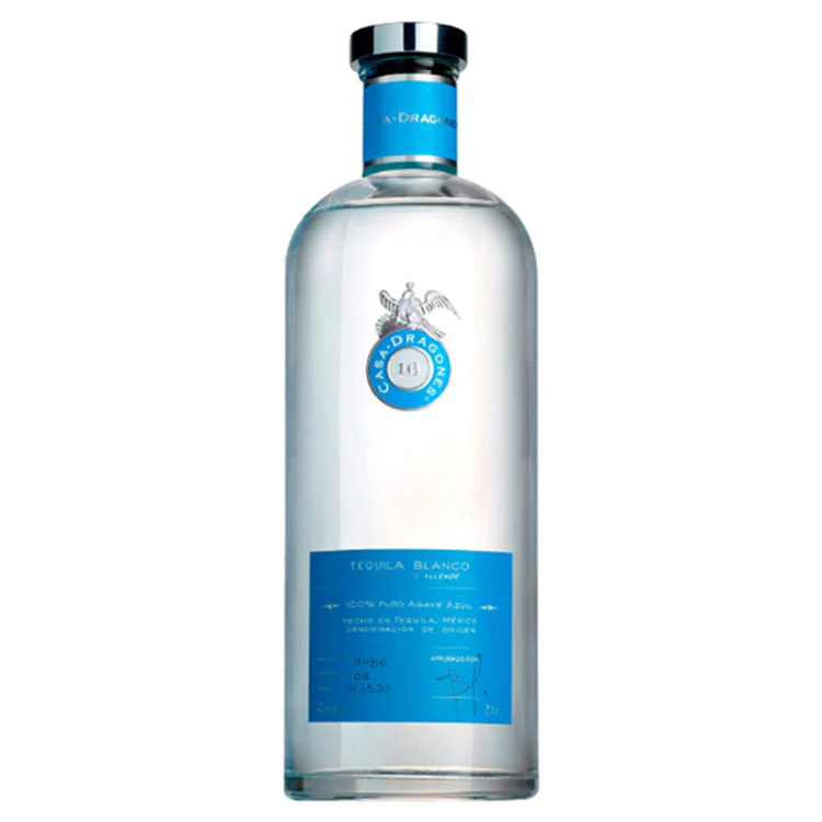 Casa Dragones Blanco Use Code 87279 bottle