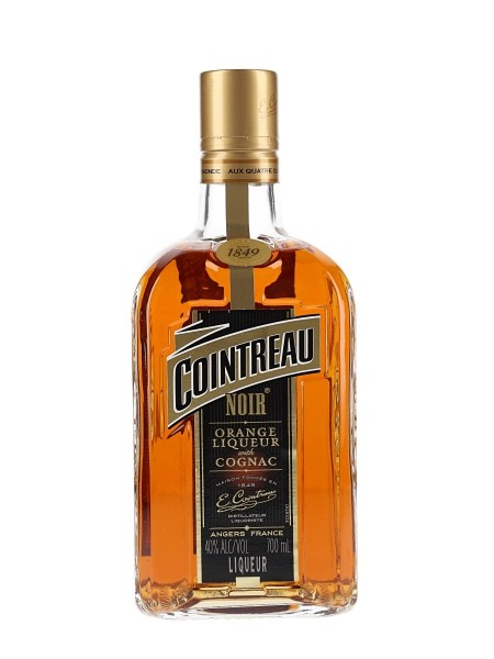 Cointreau Noir Disco bottle