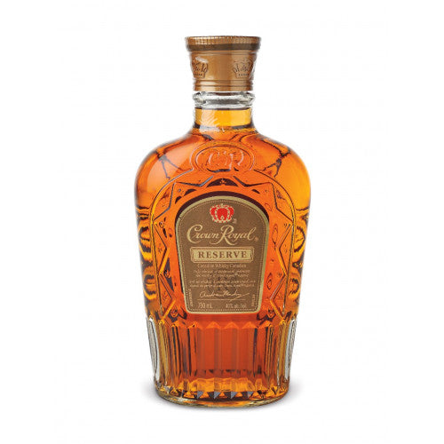 Crown Royal Special Reserve bottle