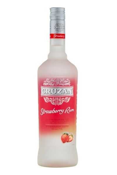 Cruzan Strawberry bottle