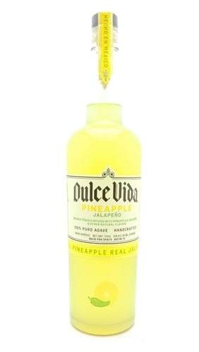 Dulce Vida Pineapple Jalapeno bottle