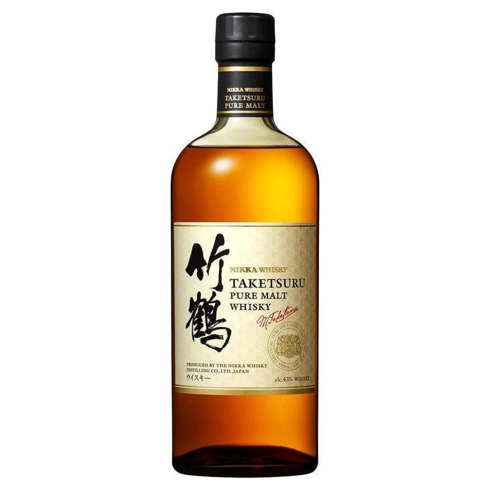 Ha Nikka Taketsuru Pure Malt Japanese Whisky bottle