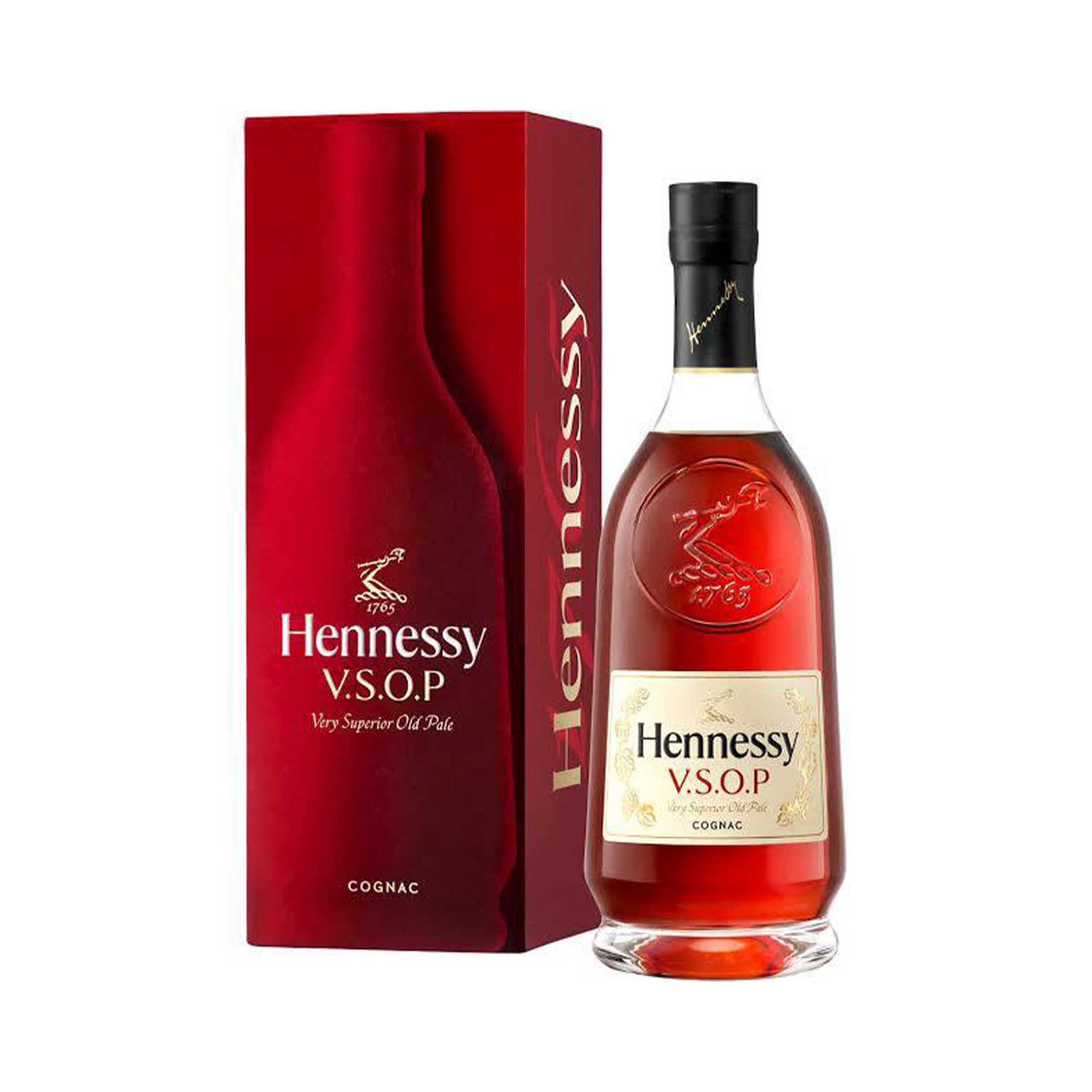Hennessy Vsop Round Giftbox - Use Code 102071 bottle