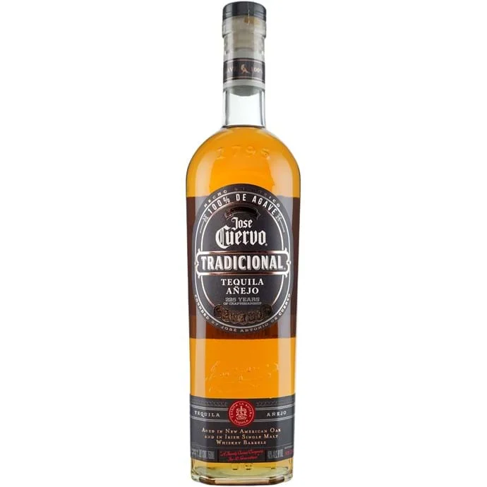 Jose Cuervo Tradicional Añejo bottle