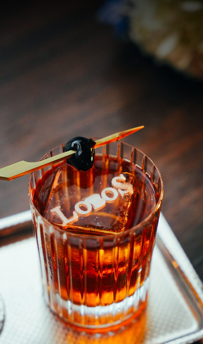 Lobos 1707 Reposado Necktie bottle