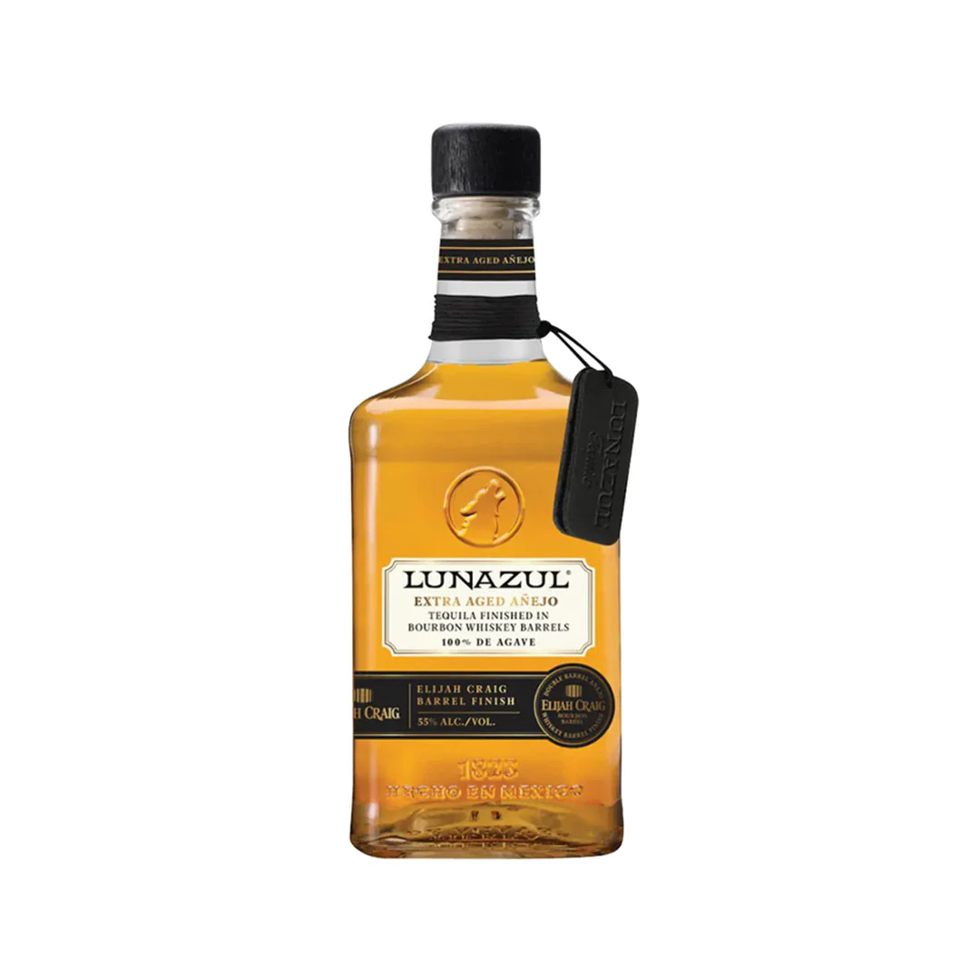 Lunazul Anejo Extra Aged Disco bottle