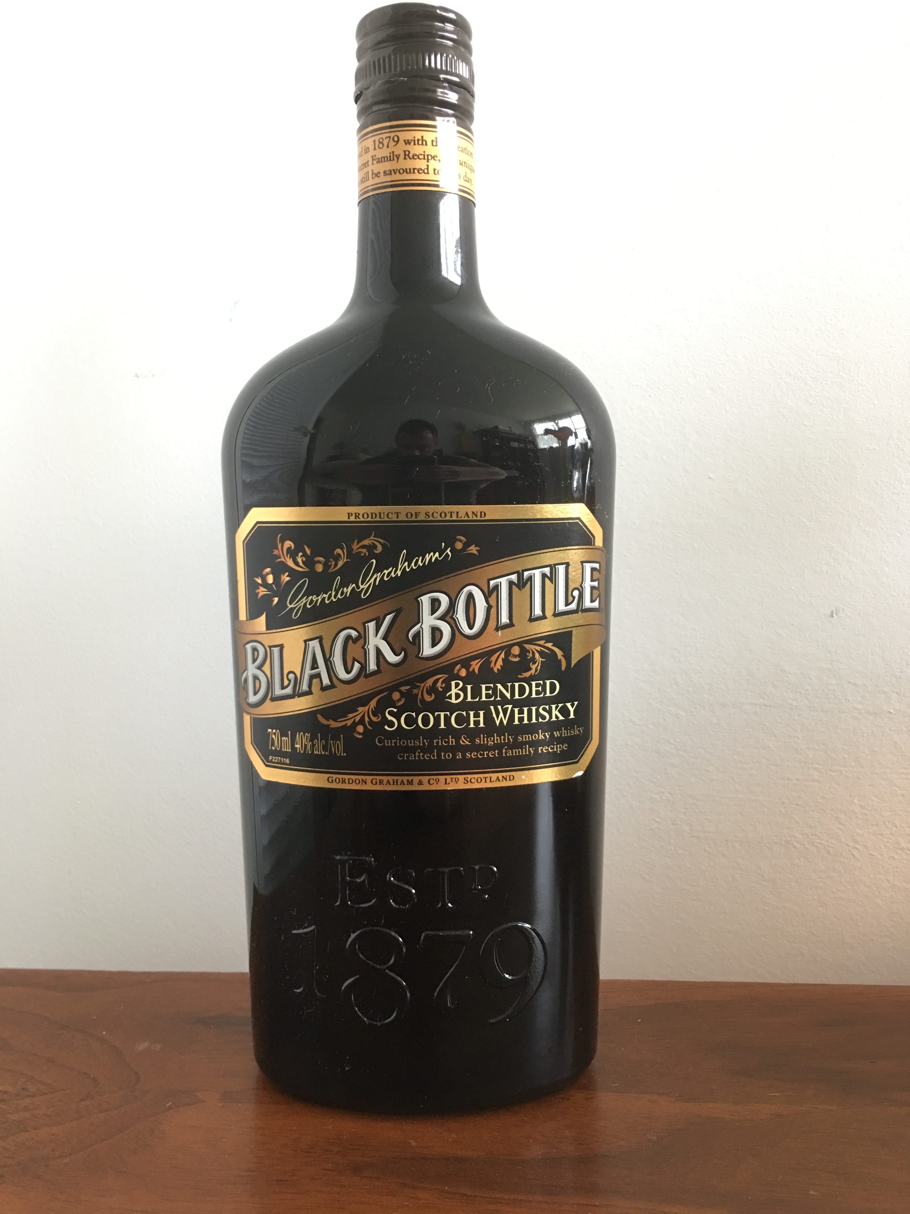 Scots Gold Blended Scotch Whisky Black Label bottle