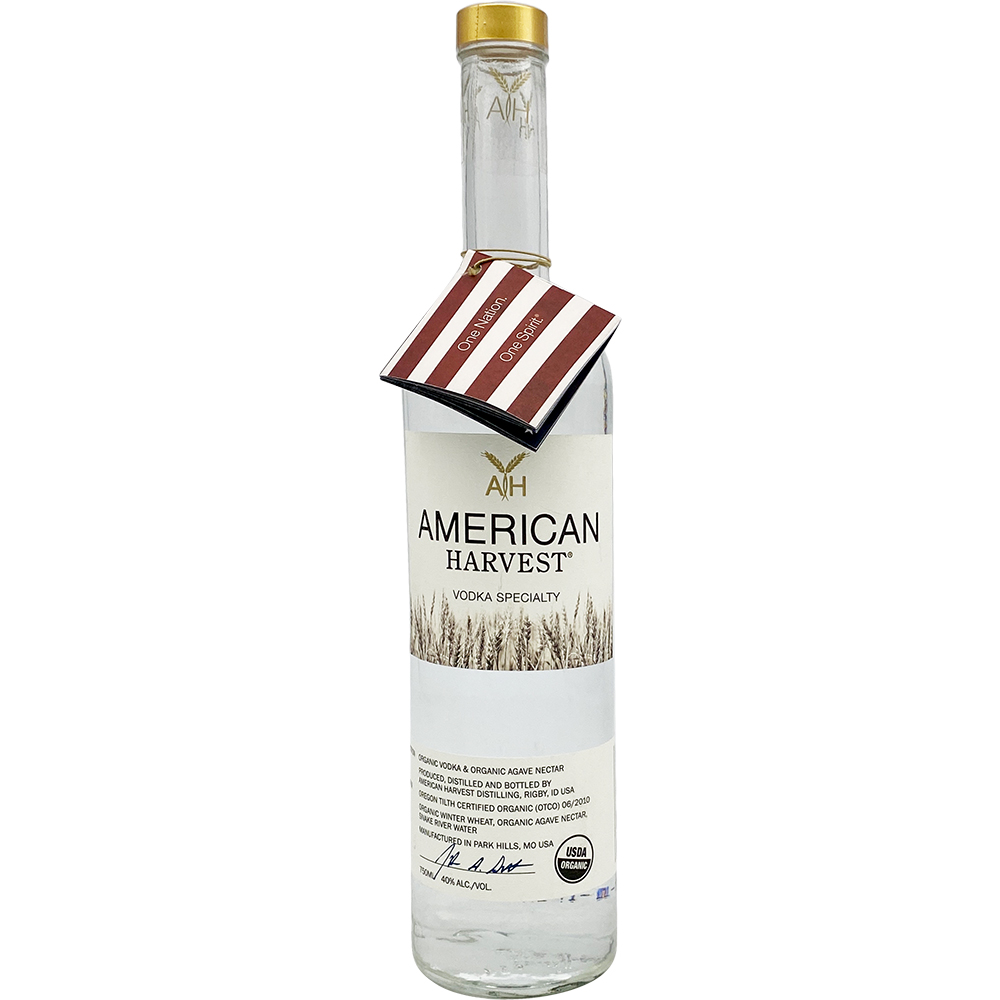 Sooh American Harvest Organic Red Vodka bottle