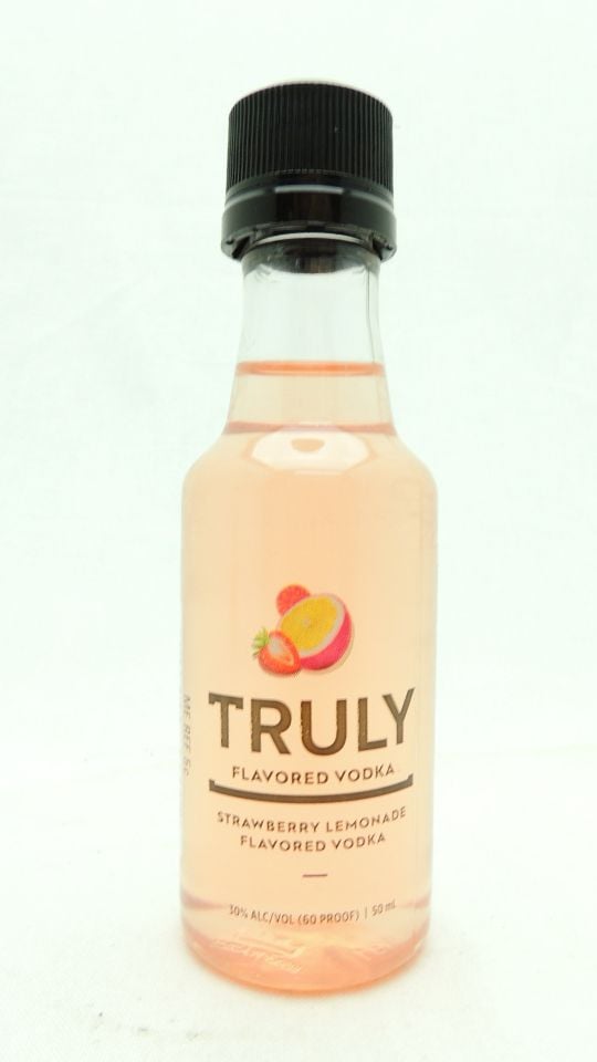 Truly Strawberry Lemonade bottle
