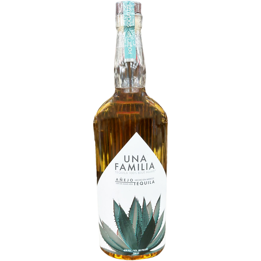 Una Familia Tequila Anejo bottle