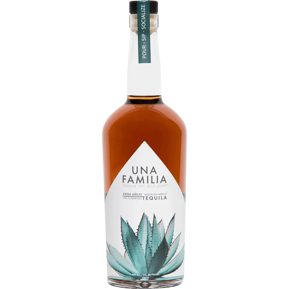 Una Familia Tequila Extra Anejo bottle
