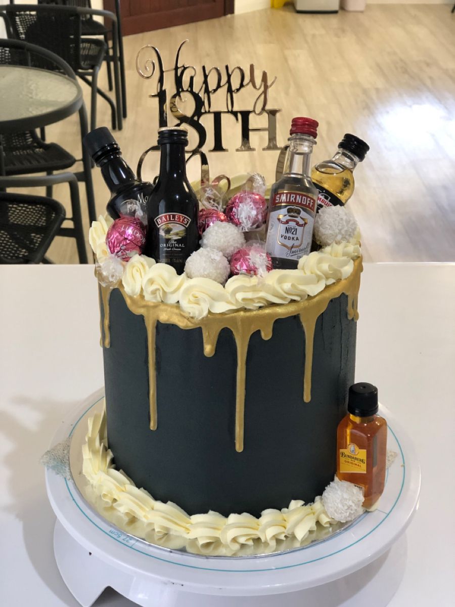 Wych Dr Distilling Birthday Cake bottle